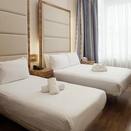 Royal Eagle Hotel
